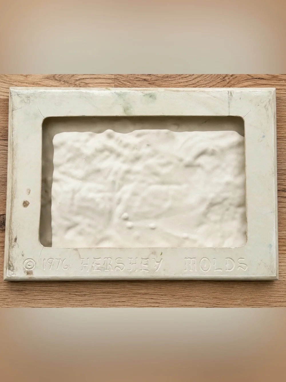 Vintage 1976 Hershey Mold Spring Farm Relief Ceramic Wall Plaque Country Art